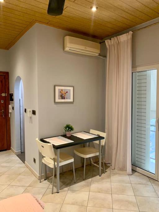 Beautiful Apartment Athens Keramikos Buitenkant foto