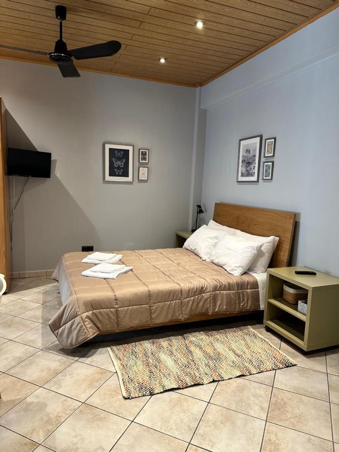 Beautiful Apartment Athens Keramikos Buitenkant foto